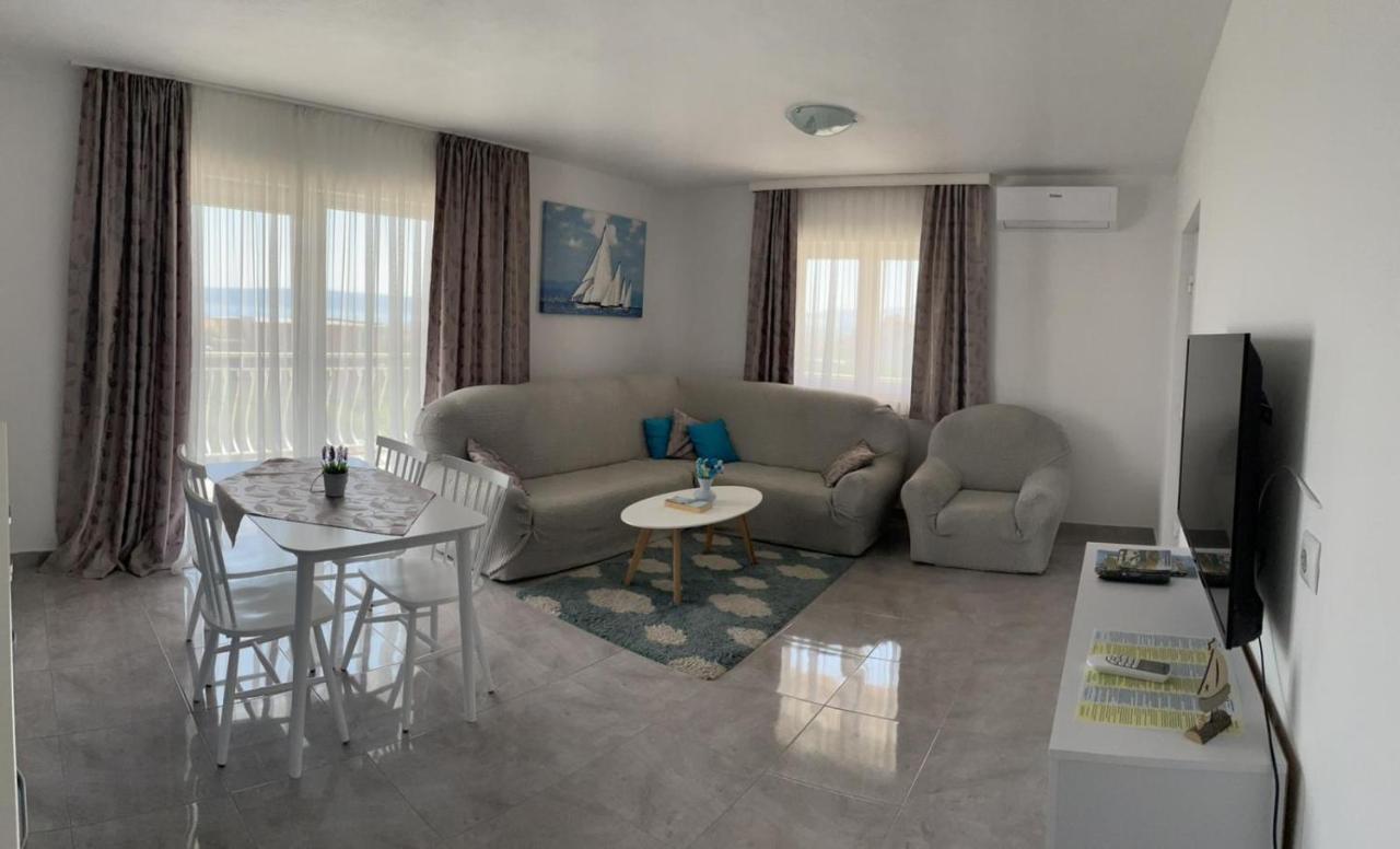Apartmani Mateja Каштела Екстер'єр фото